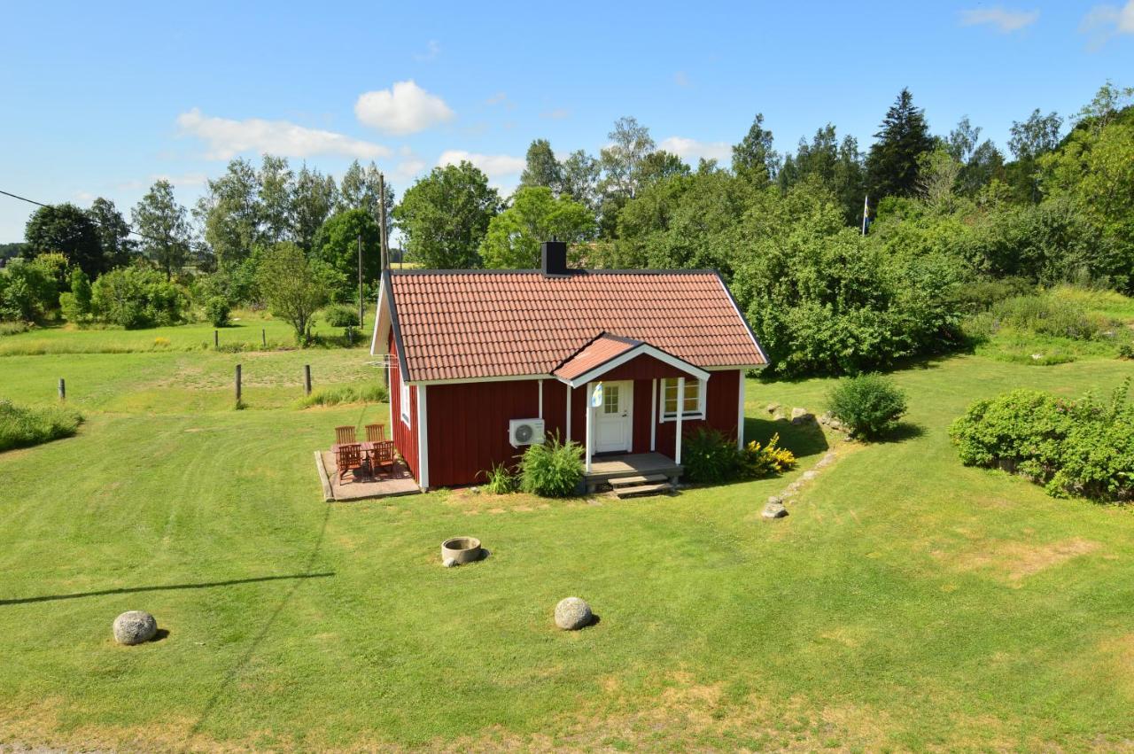 Villa Hustugu Gard Orsundsbro Exterior foto